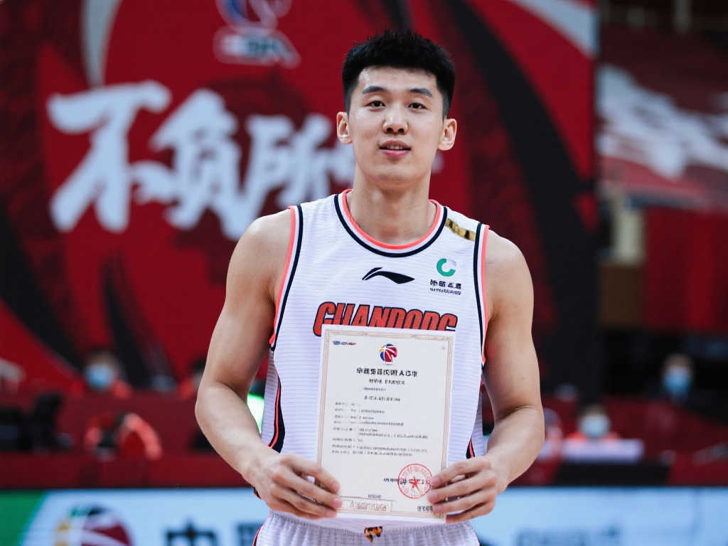 球迷们将拭